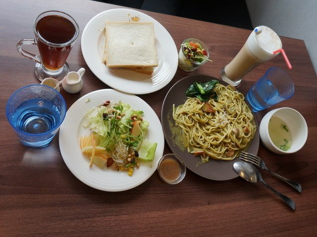 150107到旅行咖啡享輕食賞店貓 (19).jpg
