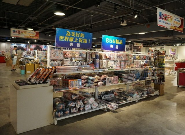 《尼爾：自動人形》-- 2B ‧ 市集