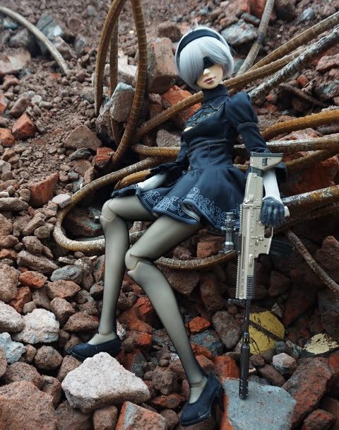 《尼爾：自動人形》-- 2B ‧ 廢墟
