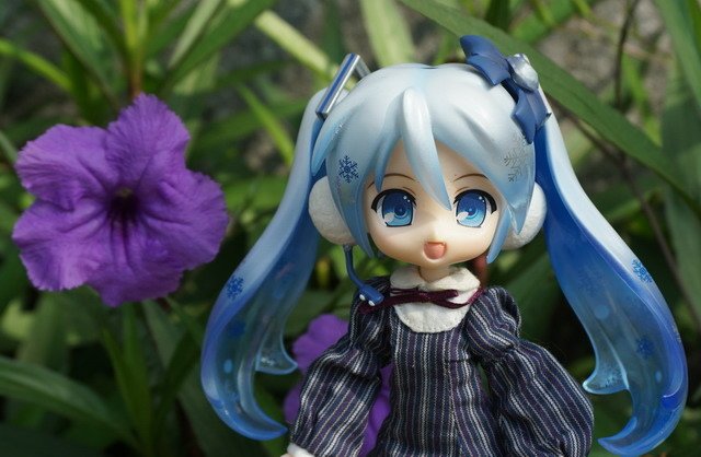 ねんどろいど -- 雪初音公園散步