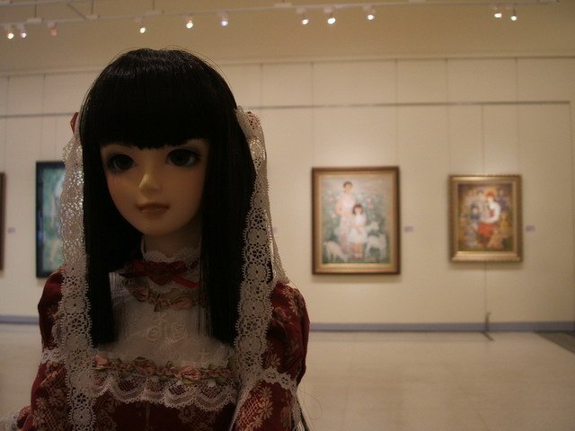 帶著美女逛畫展