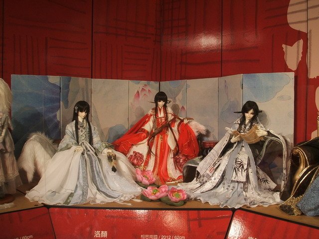 新光三越 -- 這夏來玩偶