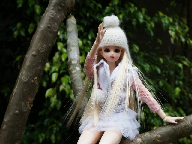 活潑美人遊花園