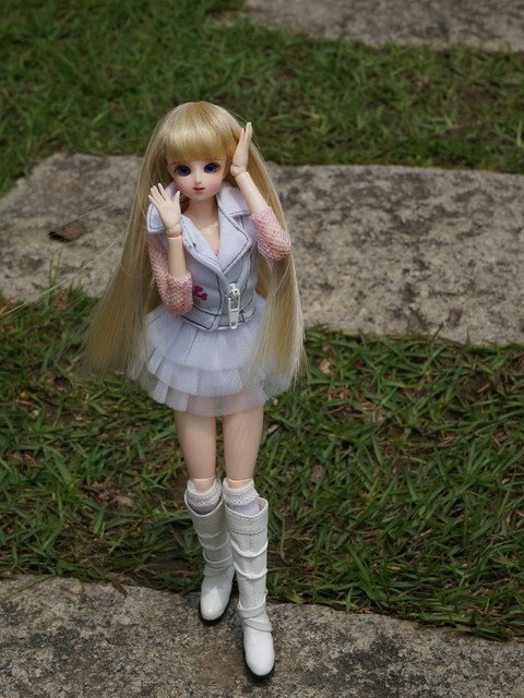 活潑美人遊花園