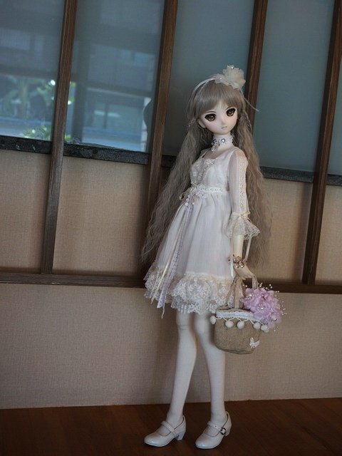 賽芭漫步在和風