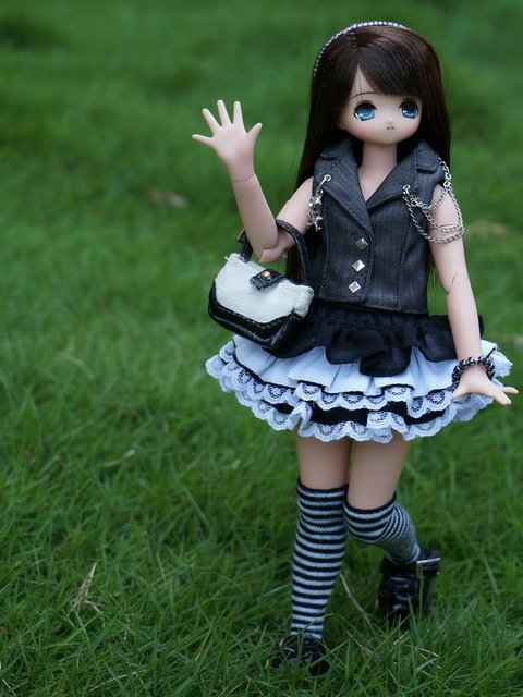 龐克風蘿莉的公園漫步