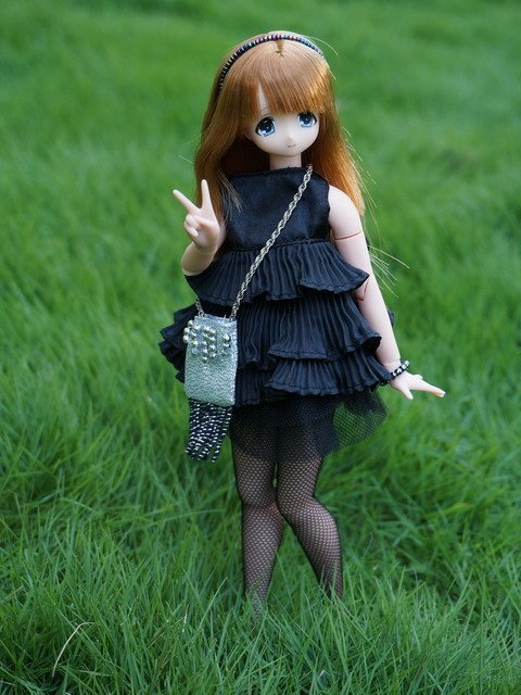 龐克風蘿莉的公園漫步