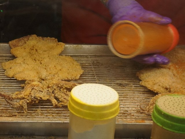 140808便利商店霜淇淋大對決 %26; 夜市魷魚大車拼 (16).jpg