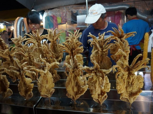 140808便利商店霜淇淋大對決 %26; 夜市魷魚大車拼 (21).jpg