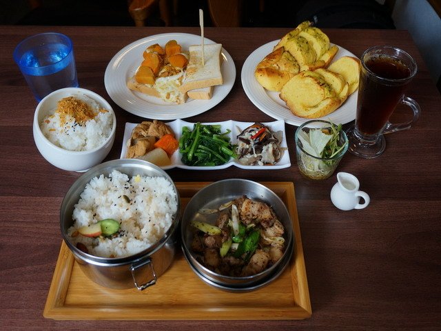 150115小蘿莉的輕食享受 (9).jpg