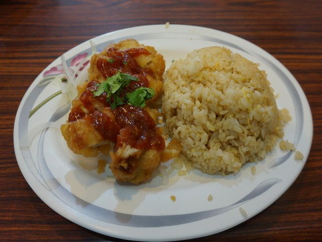 150216吃炒飯饗鬆餅獲貓仔 (1).jpg