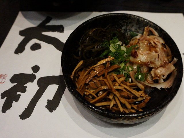 150515太初麻辣牛肉麵配上產地直銷魷魚絲 (20).jpg