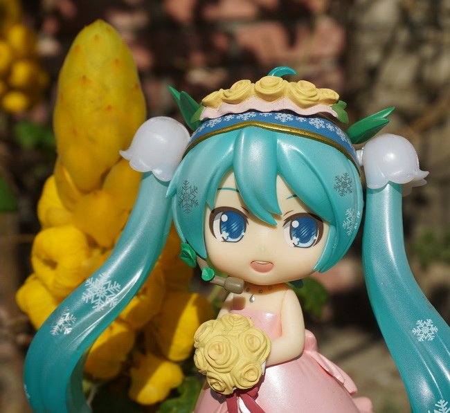 ねんどろいど -- 新娘鈴蘭音