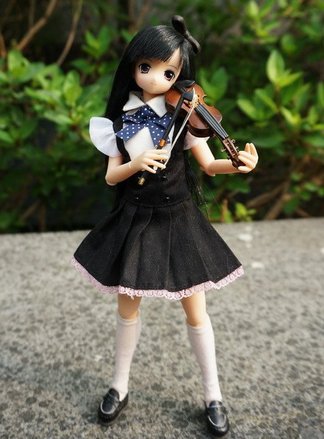 小提琴女孩