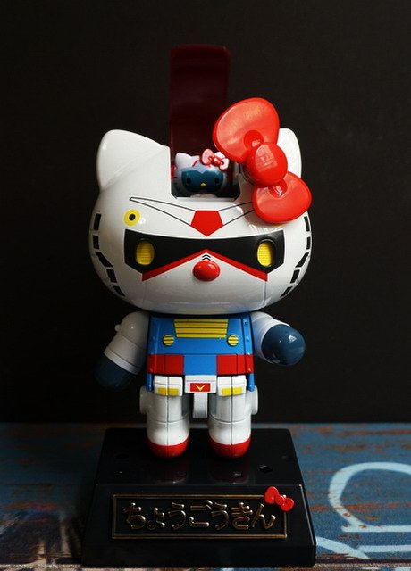 鋼彈 X HELLO KITTY