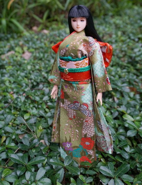草綠振袖和服