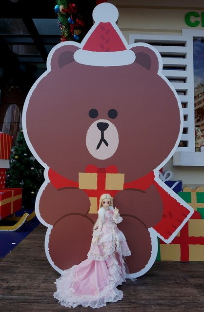 聖誕村的貴婦人