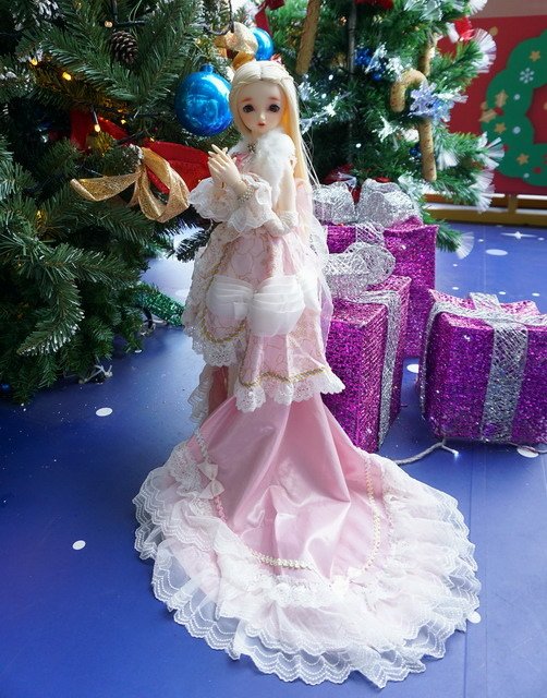聖誕村的貴婦人