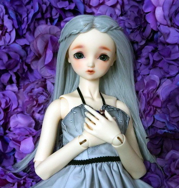 淺灰色淑女禮服