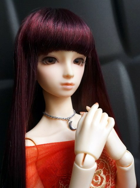 艷紅色蕾絲淑女洋裝