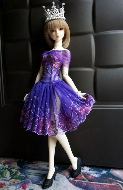 藍紫色蕾絲淑女洋裝