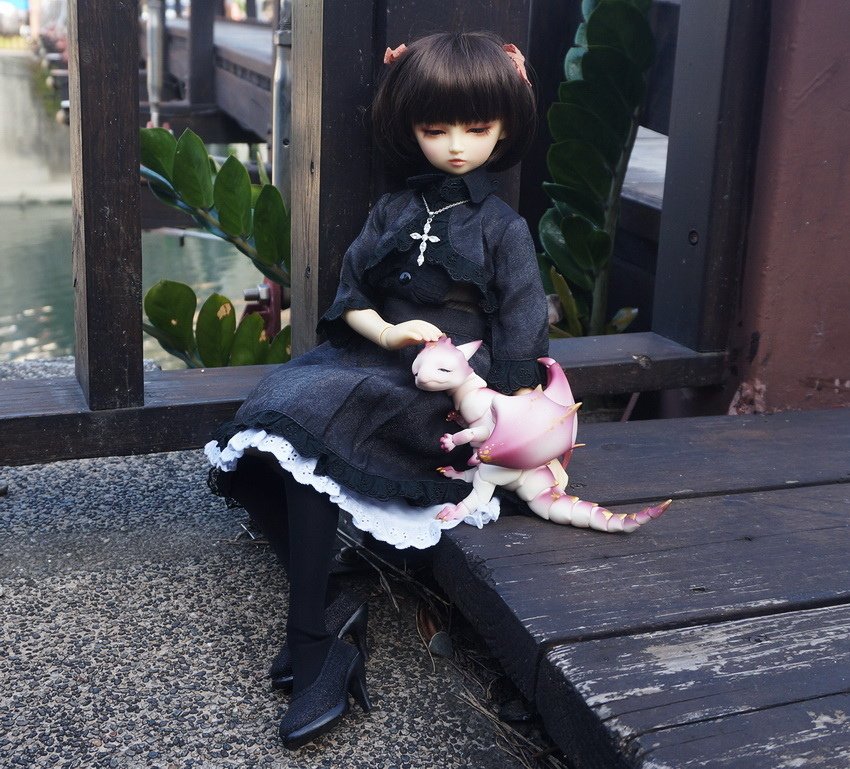 少女、飛龍與吊橋