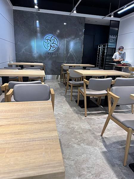 台中豐原芳珍蔬食 八方雲集的蔬食新品牌 ｜台中豐原純素餐