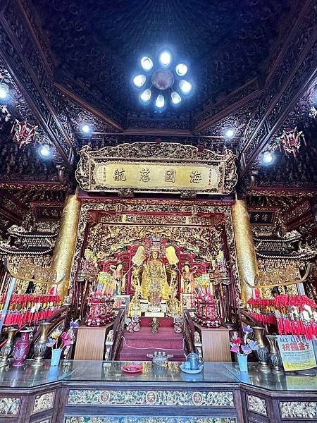 宜蘭縣蘇澳鎮江夏路 建於日據時代  南方澳南天宮金媽祖【包車