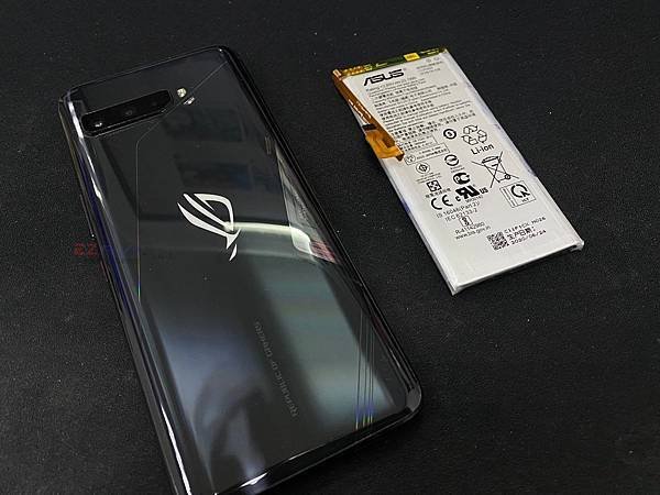 ASUS ROG3電池更換2.10.jpg