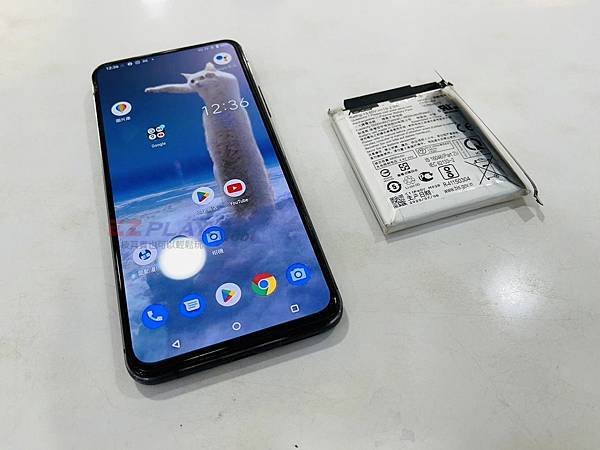 ASUS Zenfone7電池膨脹.jpg