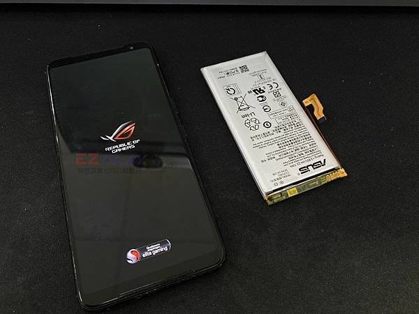 ROG3電池更換.jpg