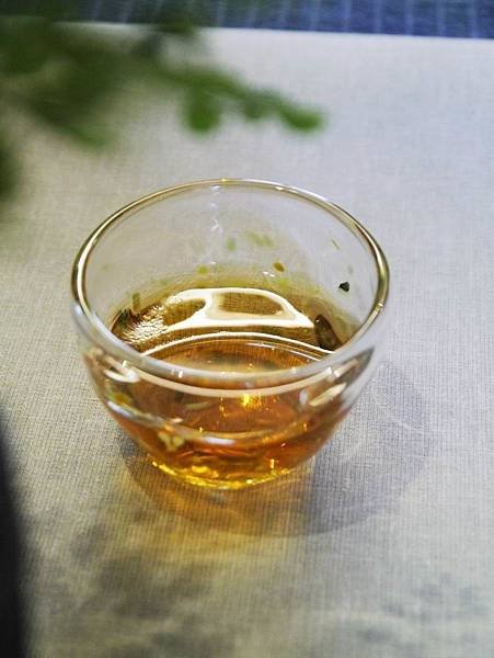 手工玻璃小喝杯-1.JPG