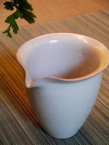 e25-2白茶盅-3.JPG