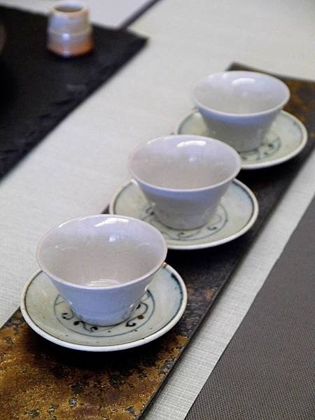Q8青花杯托小盤-5.JPG