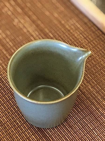 N38陶綠釉茶盅-2.jpg