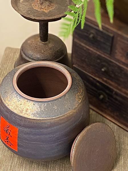 A87康嘉良創作茶罐-4.jpg