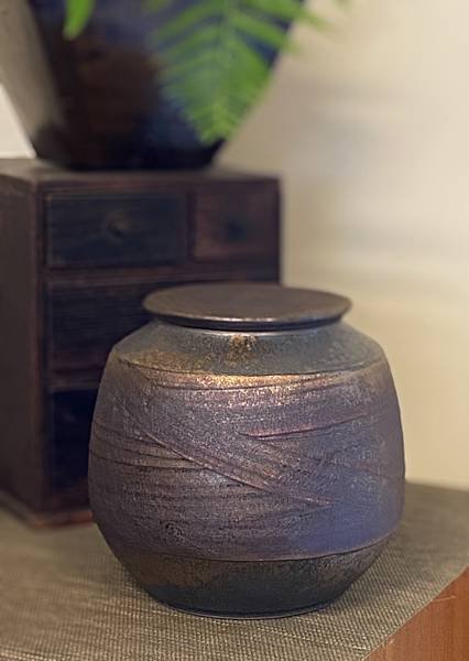 A87康嘉良創作茶罐-2.jpg