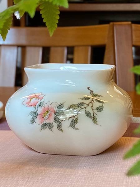 手繪山茶花瓷水方-4.jpg