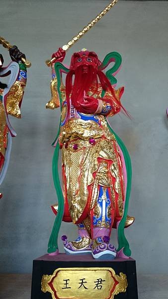 太陽神君，王天君，庚辛金佛像整修.JPG