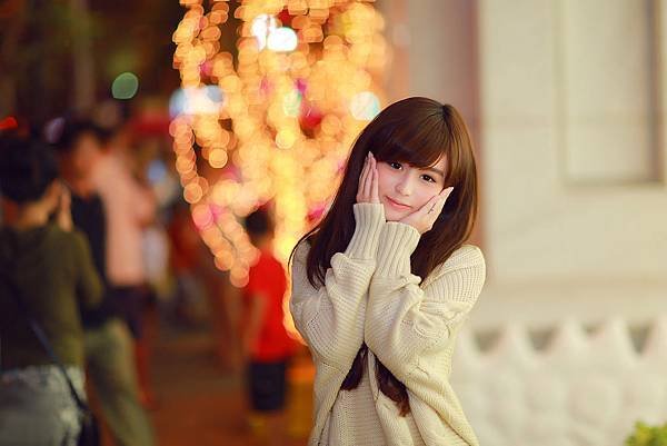 girl-asian-viet-nam-beautiful-christmas-background