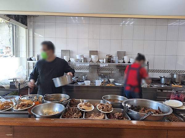 ღ『新竹北區。美味食記餐廳』哈囉炸醬麵（平價樸實的好味道／近