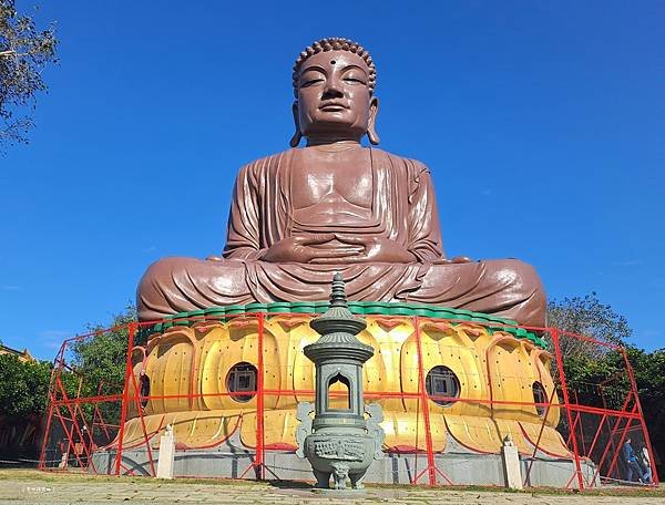 ღ『彰化市區。寵物親子景點』八卦山大佛風景區（森林天空步道／