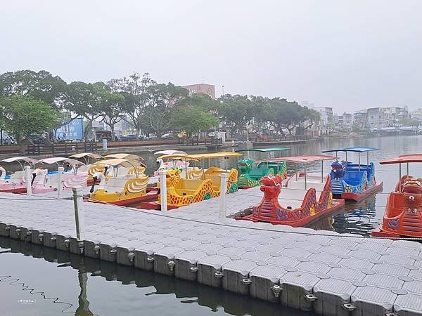 ღ『桃園龍潭。寵物親子景點』龍潭觀光大池一日遊（廣大停車場『