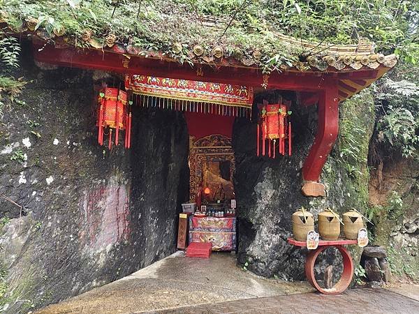 ღ『新北烏來。親子觀光景點』雲仙樂園（全台唯一車子無法到的樂