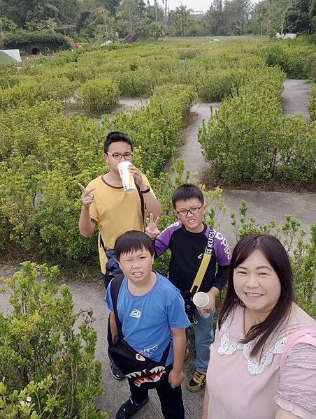 ღ『高雄鳥松。親子景點』澄清湖海洋奇珍園（秘密隧道裡的海洋生