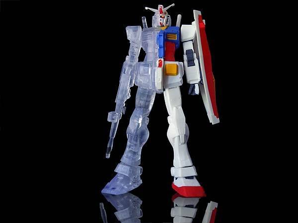 2020年 RX-78-2 ガンダム 半分クリアVER.  