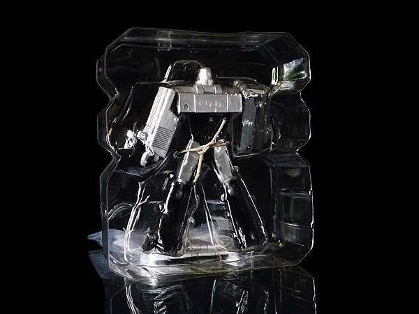 2011年 メガトロン  G1 破壊大帝 ( 高さ約 8cm ) EZコレクション01 破壊大帝 密卡登  P38 迷你玩具 手槍型態 變形金剛 TRANSFORMERS