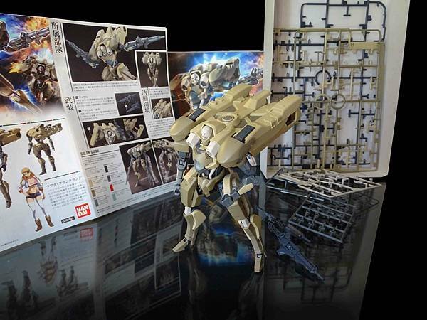 2015年  百里 機動戦士ガンダム  鉄血のオルフェンズ 