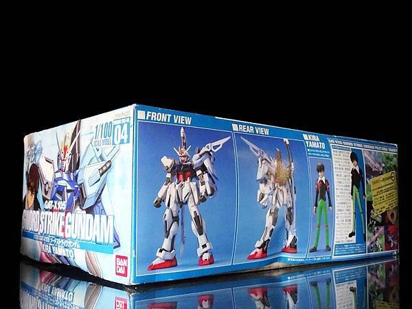 2007年 2003年 ソードストライクガンダ 機動戦士ガン