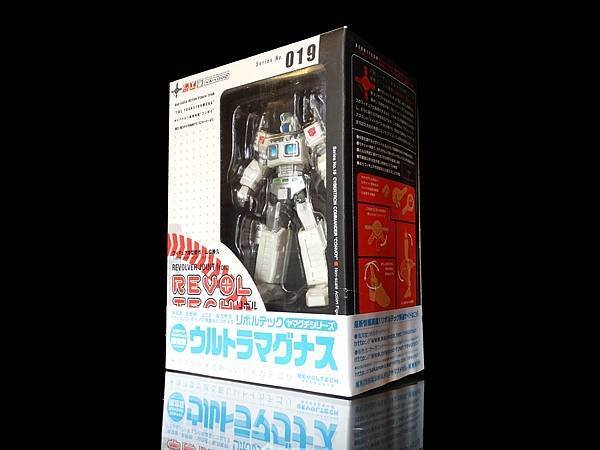 2008年 ウルトラマグナス リボルテックNo.019 